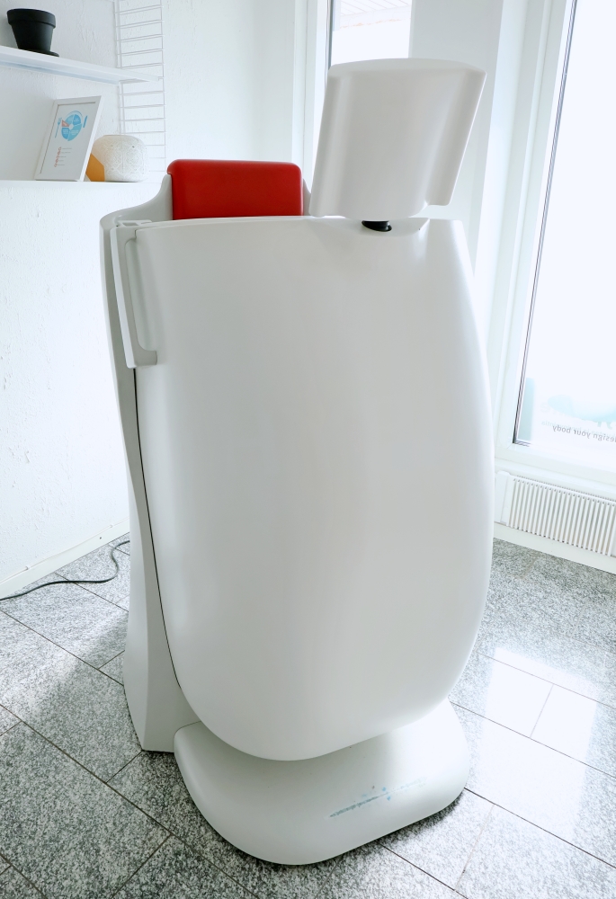 Pystyssä poljettava alipainepyörä
